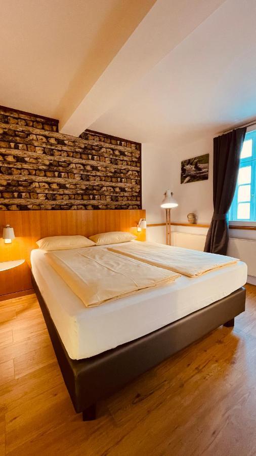 Salischer Hof Schifferstadt Buitenkant foto